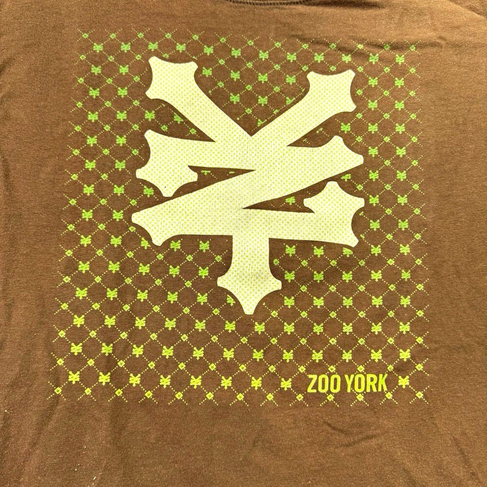 Y2K Zoo York Men's XL Brown Graphic Logo Cotton Short Sleeve Crew Neck T-Shirt
